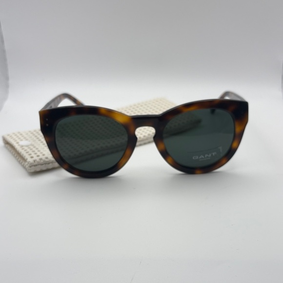 GANT Tortoise Frame Sunglasses - Picture 1 of 5